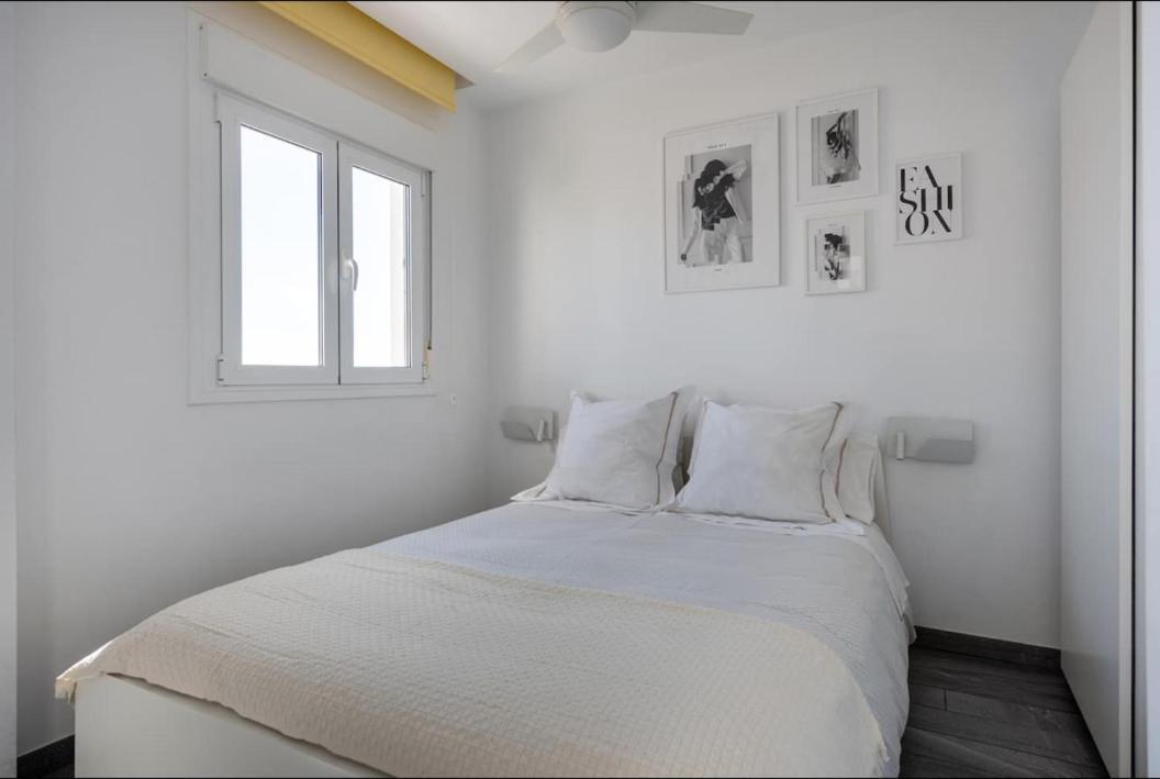 The Black&White Apartment Torremolinos Exterior foto